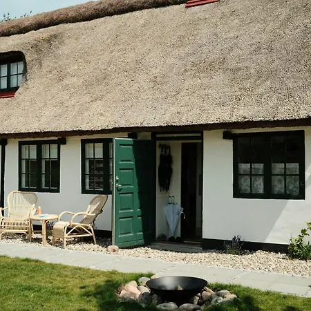 Thatched House On The Waterfront In Rørvig
